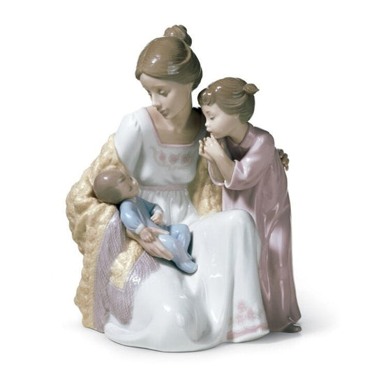 Welcome to The Family Figurine by Lladró