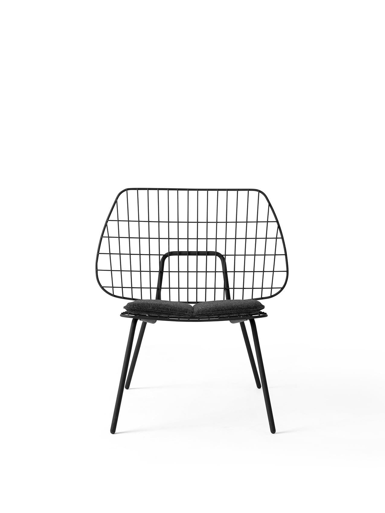 Wm String Lounge Chair by Audo Copenhagen