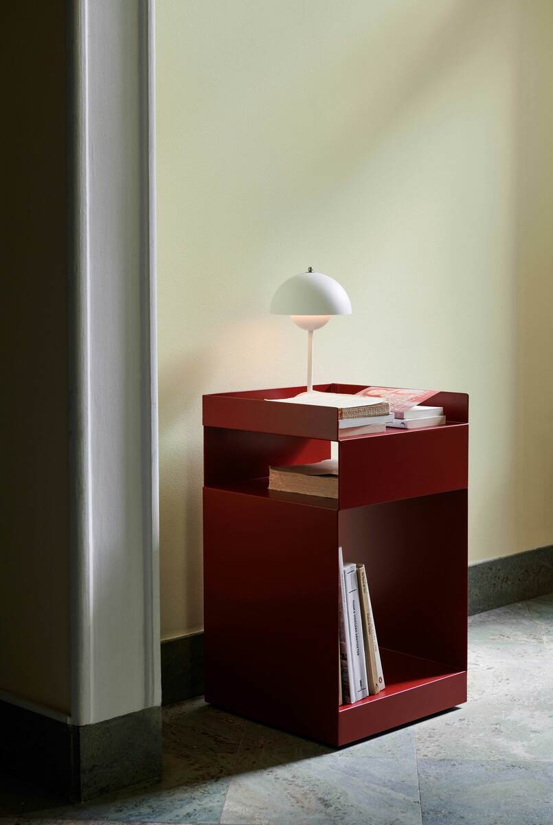 Rotate SC73 side table, merlot