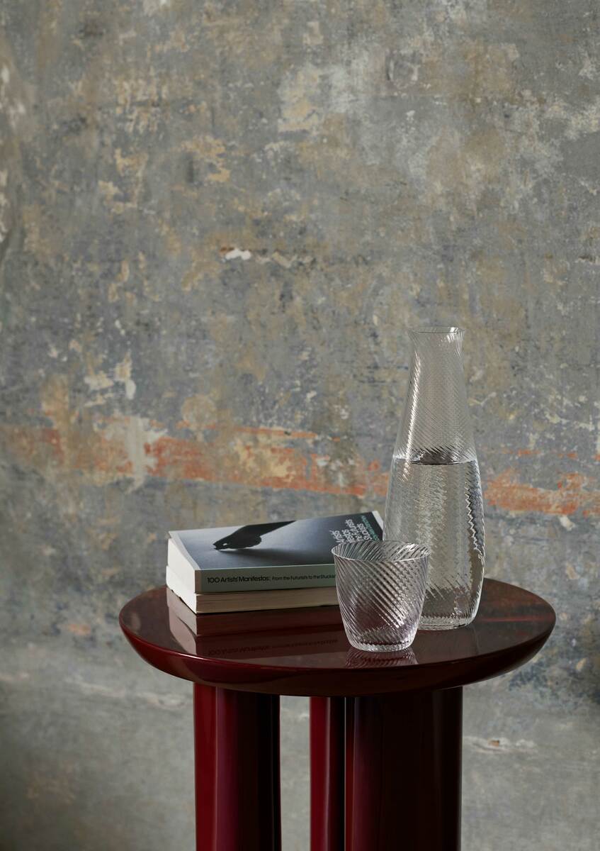 Tung JA3 side table, burgundy red