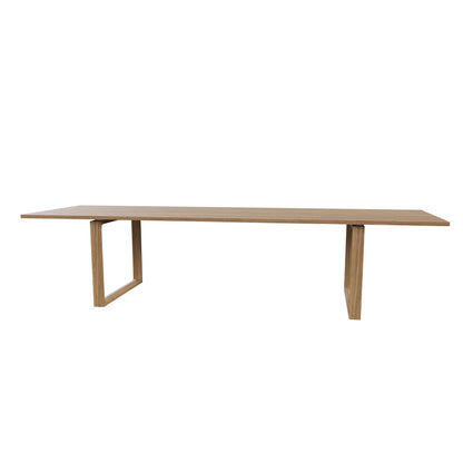 Essay™ - CM31, Dining Table, 317 x 100 cm by Fritz Hansen