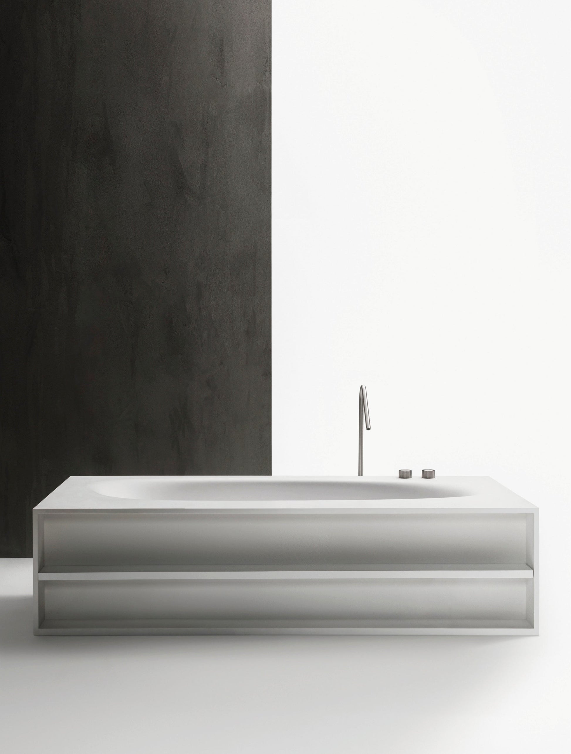 VASCAMISURA - Bathtub with wooden compartment by Falper