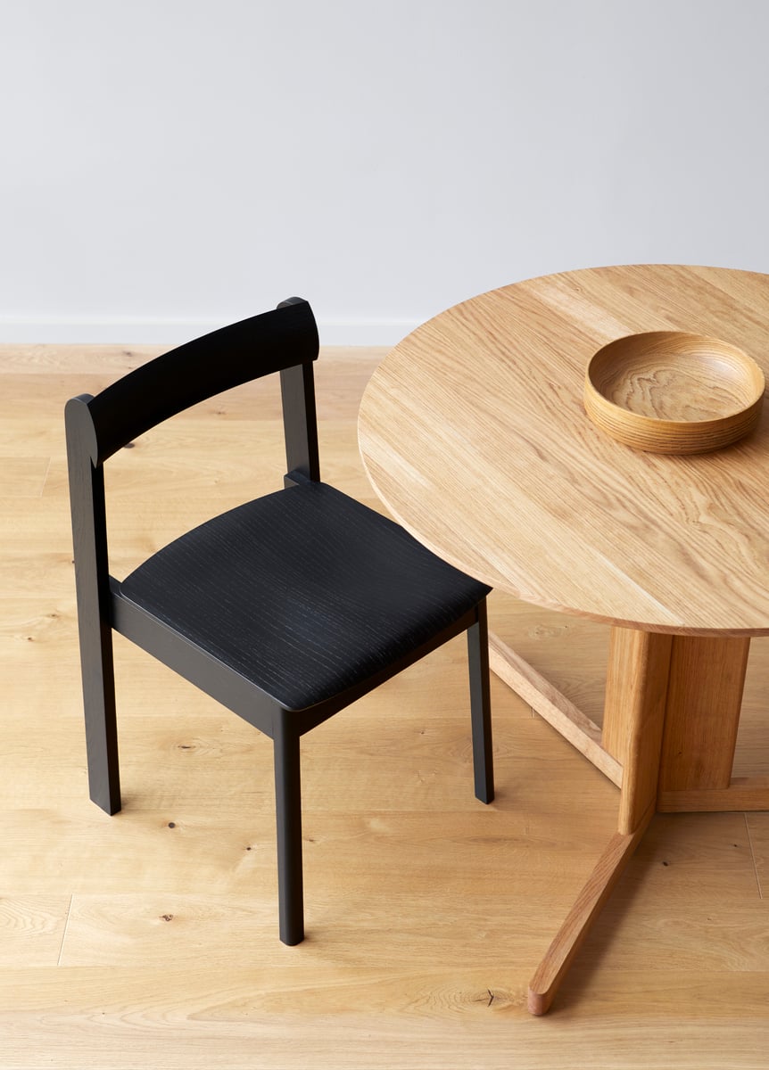 Trefoil table, 75 cm, oak