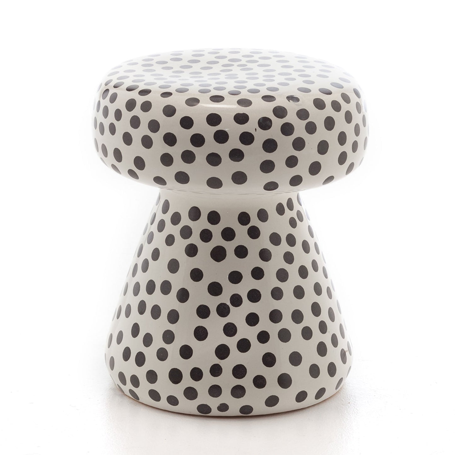 INOUT 44 - Cement stool / coffee table