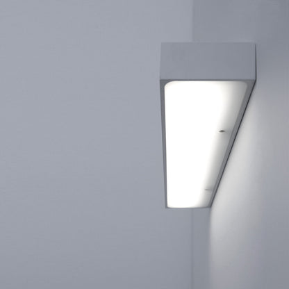 LINET - LED methacrylate and metal wall lamp by Davide Groppi