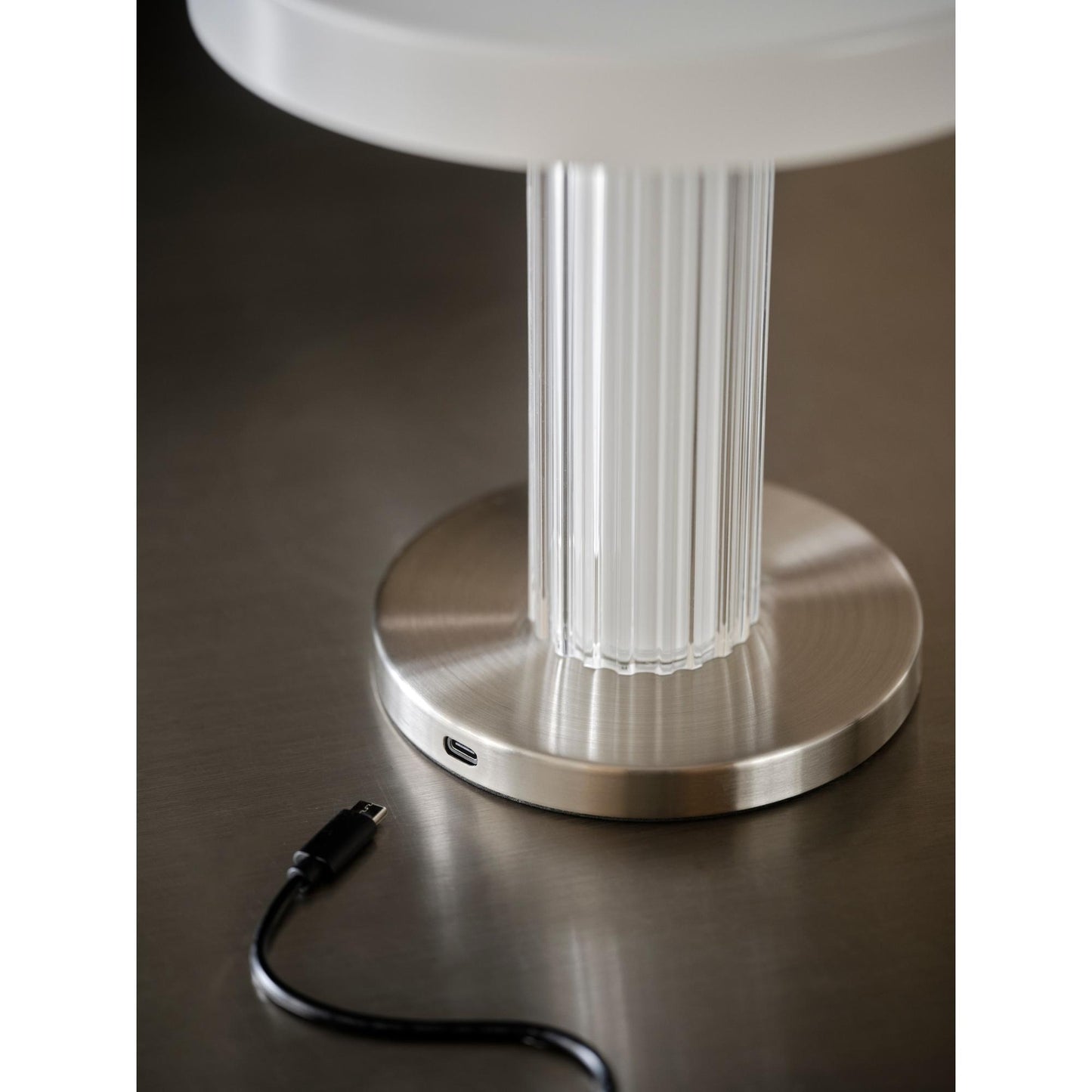 Design For The People Trezzi Portable Lamp White