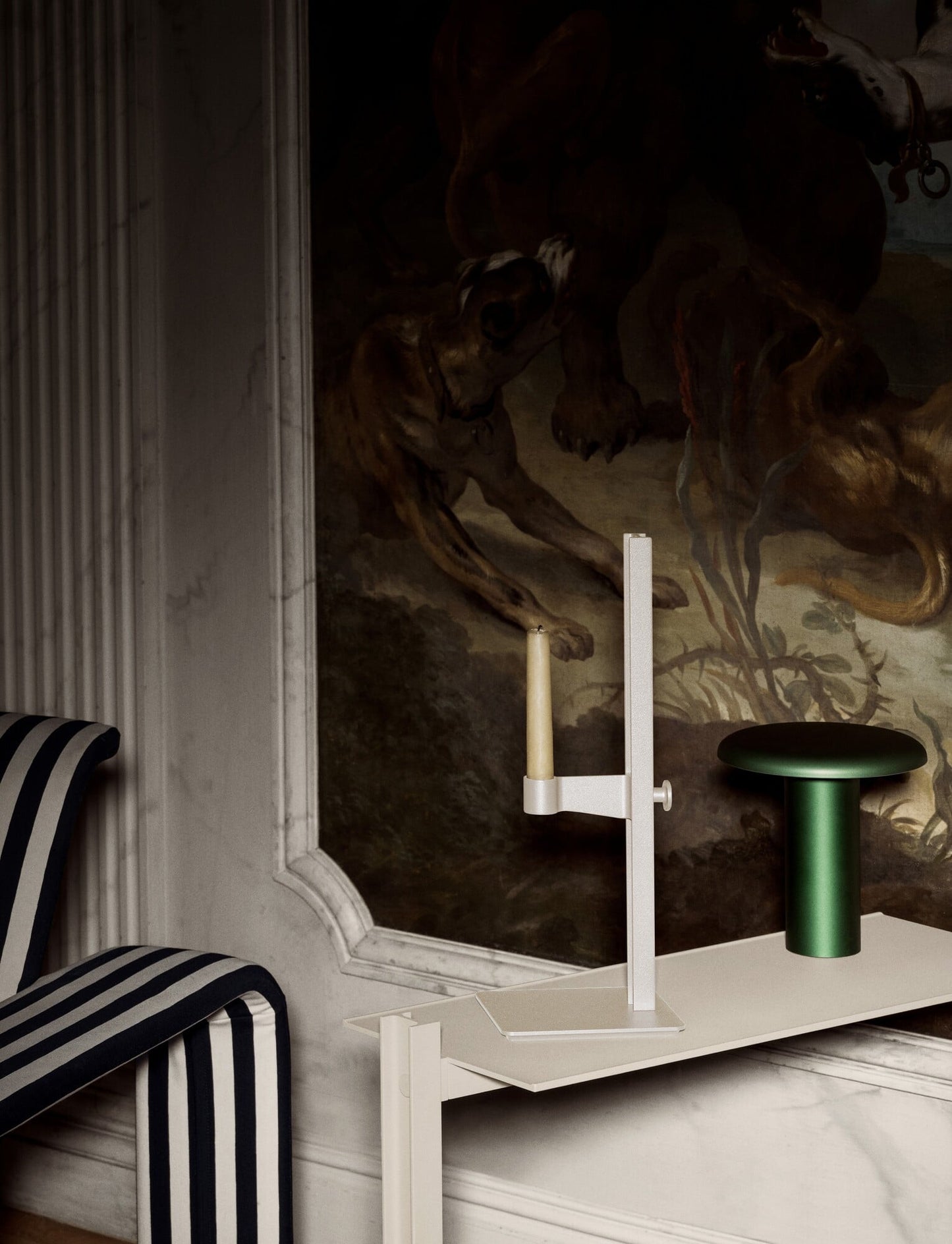Museum side table, beige
