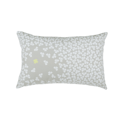 TRÈFLE OUTDOOR CUSHION 68 X 44 CM by Fermob