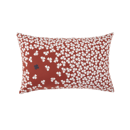 TRÈFLE OUTDOOR CUSHION 68 X 44 CM by Fermob