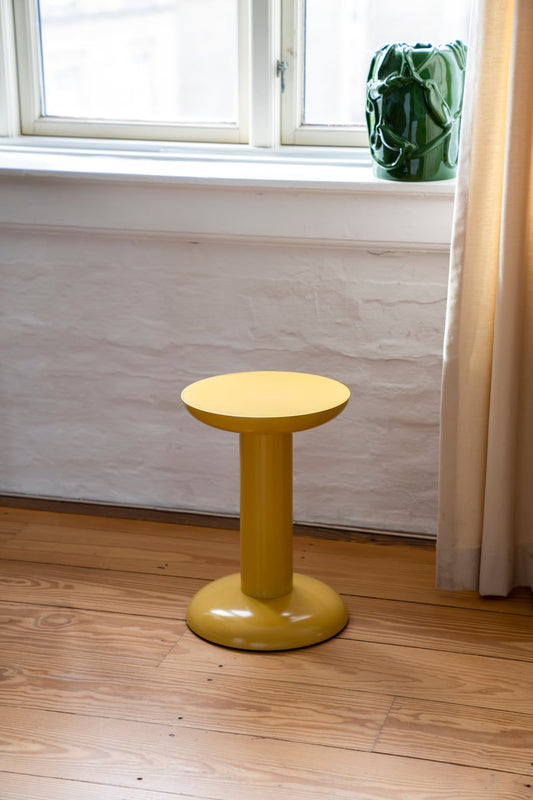 Thing stool, yellow