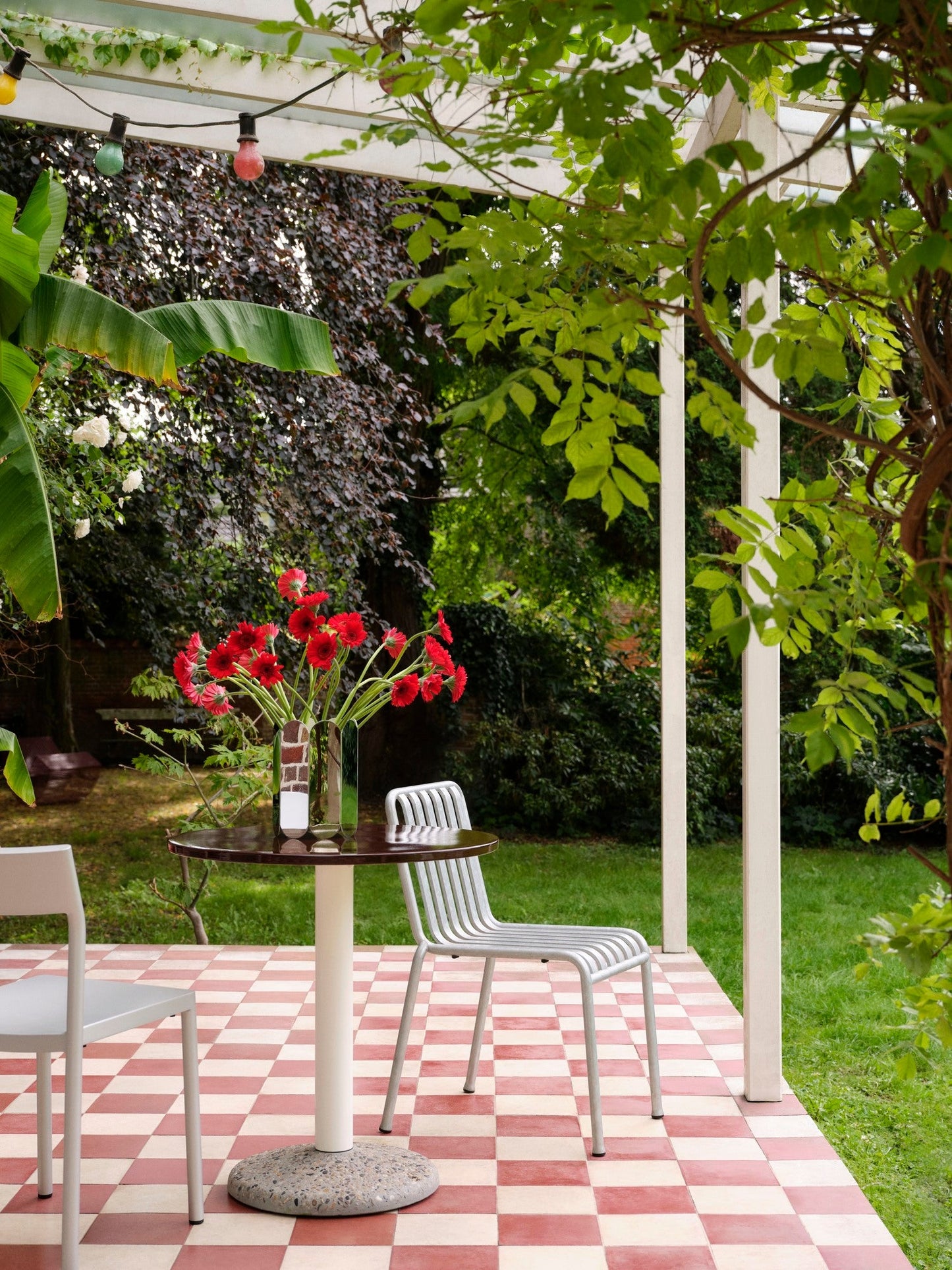 Ceramic table, 70 cm, bordeaux