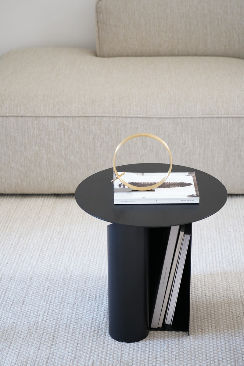 Sentrum side table, black