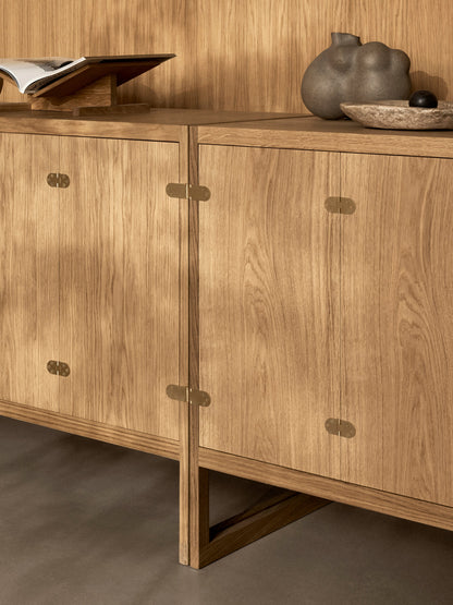 BMO057 SIDEBOARD