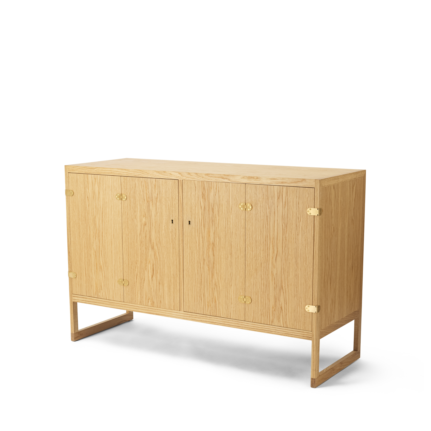 BMO057 SIDEBOARD