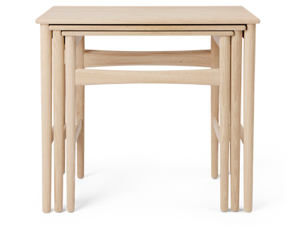 CH004 NESTING TABLES
