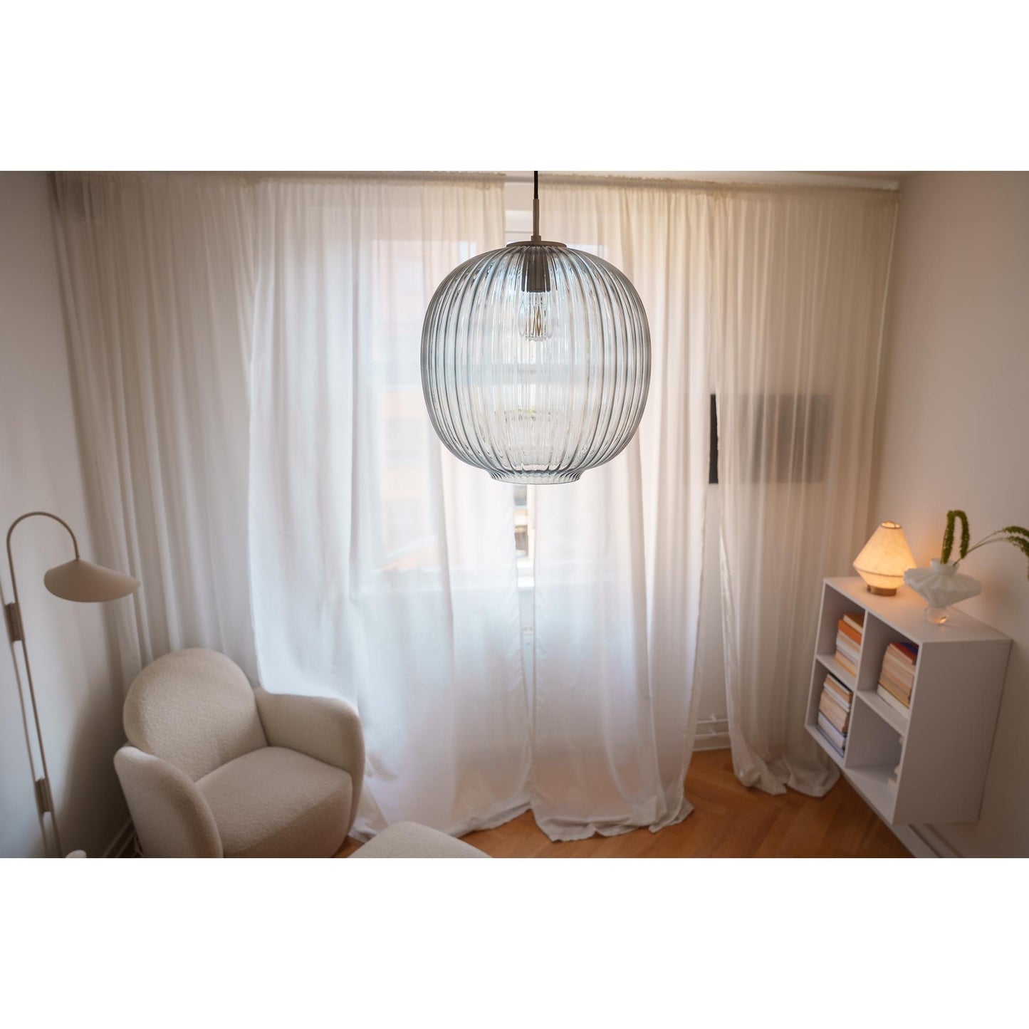 Edgeform Vibra Pendant Ø35 Smoke