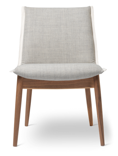 E004 EMBRACE CHAIR