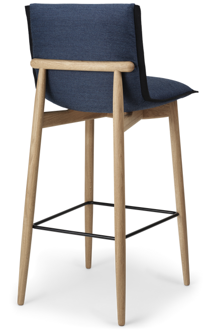 E006 EMBRACE BAR STOOL