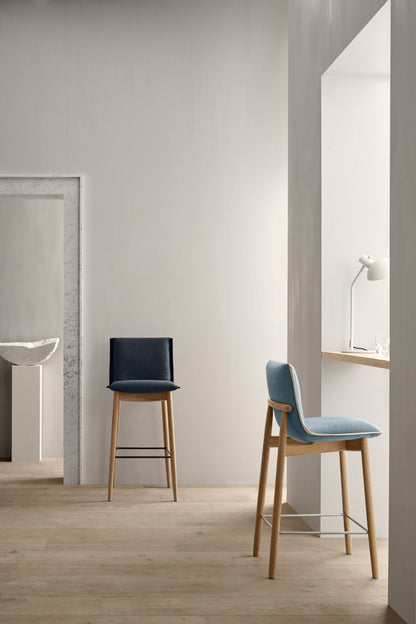 E006 EMBRACE BAR STOOL