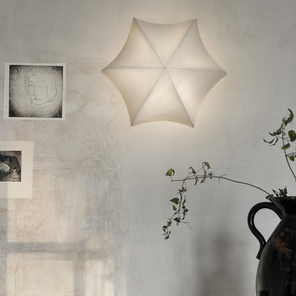 Ferm Living Poem Wall Lamp Ø60 White/Cashmere