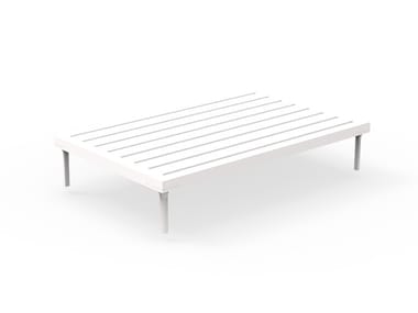 CLEOSOFT-ALU - Low aluminium garden side table by Talenti