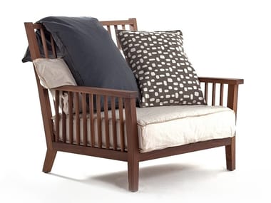 GRAY 01 - Wooden armchair with armrests by Gervasoni
