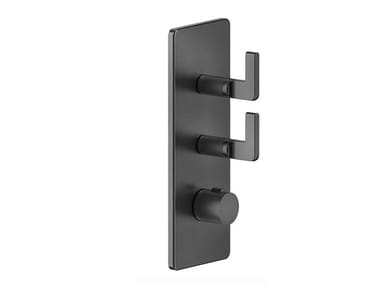 INCISO - 3 hole metal shower mixer with plate by Gessi