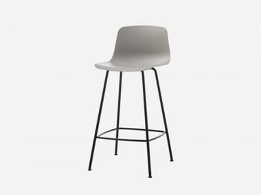 VARYA - Polypropylene stool with footrest by Inclass