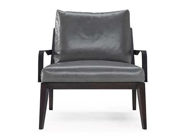 VIAGGIO - Leather easy chair with armrests by Natuzzi Italia