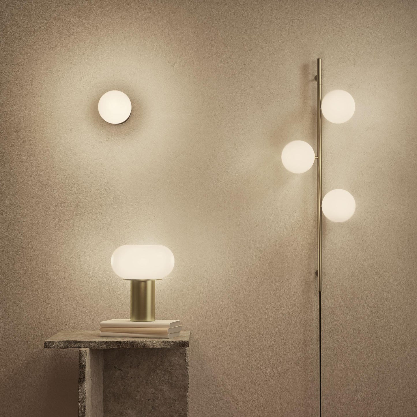 Edgeform Stringball 3 Wall Lamp Brass
