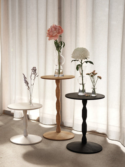 Pedestal sidetable, oak