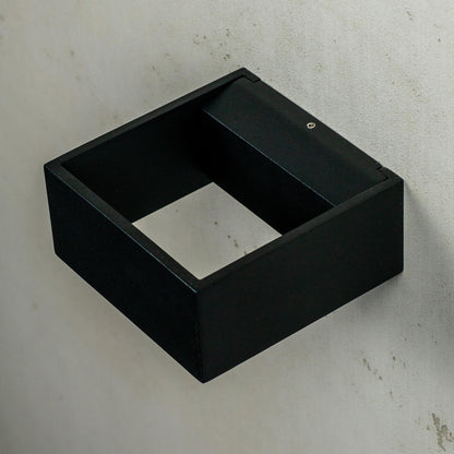Dyberg Larsen Jupiter Wall Lamp Outdoor Black