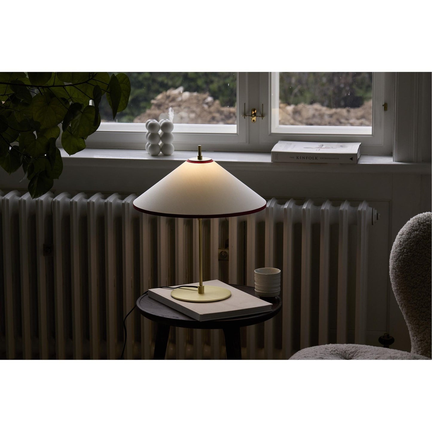Edgeform Tafta Table Lamp Red/Off-White