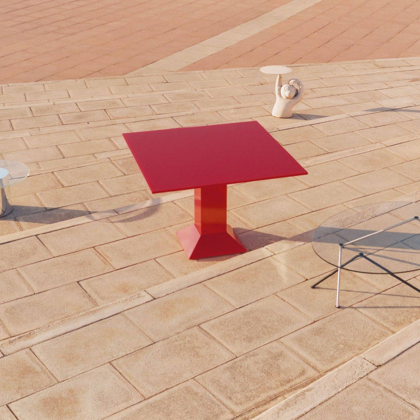 Mettsass - Steel Table