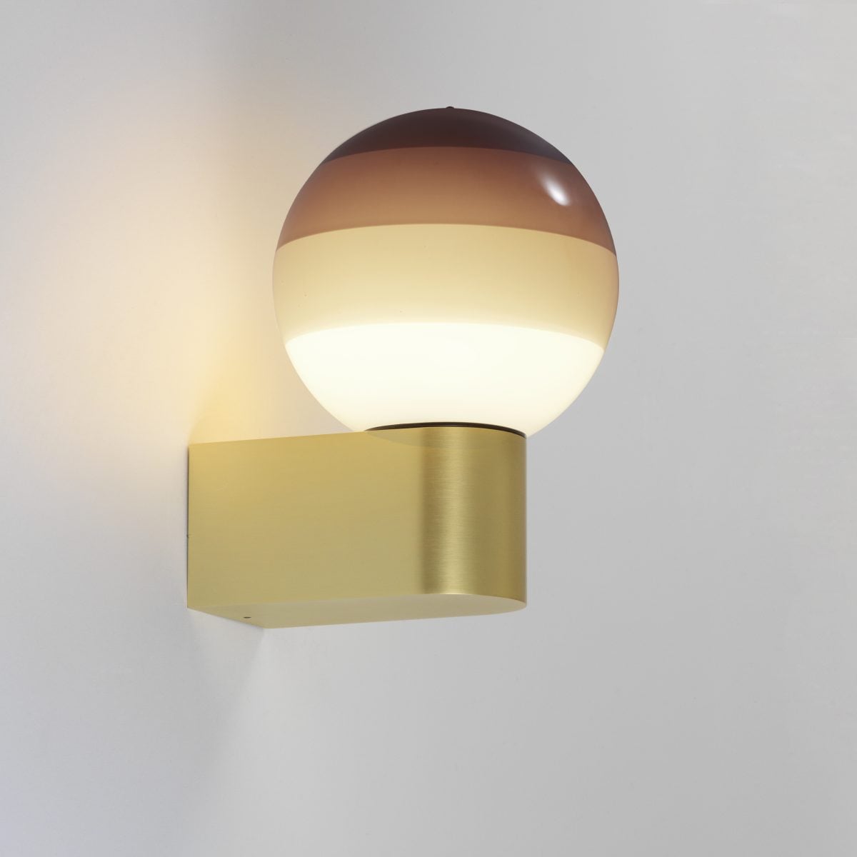 DIPPING LIGHT A1 - LED blown glass wall light with metal base