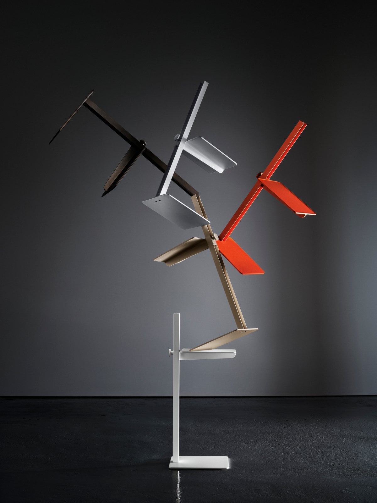 Museum side table, beige